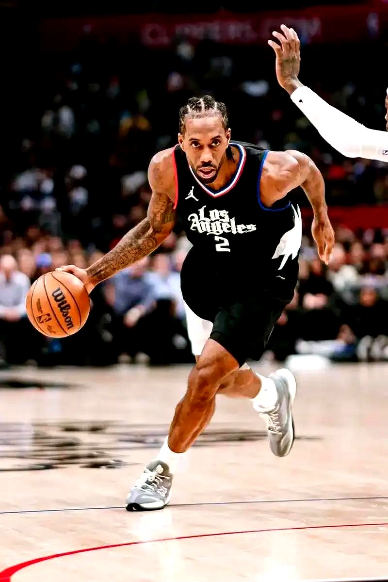 转会期NBA季后赛焦点战，上海海港强势反弹，更衣室稳定，医务组通报恢复的简单介绍